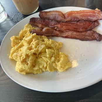 Billy G's - Eggs and bacon - Breakfast & Brunch Near Me - Chesterfield, Missouri