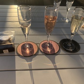 Mumm Napa - Tasting flight - Wine Tasting Room Near Me - Rutherford, California