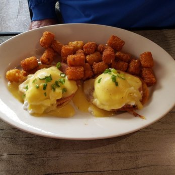Hollywood Beach Cafe - Breakfast & Brunch Near Me - Oxnard, California