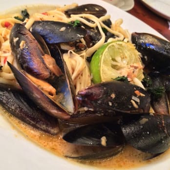 The Attic - Curry Mussels with Pasta - Breakfast & Brunch Near Me - Long Beach, California