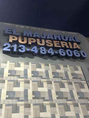 El Majahual Pupusería by null