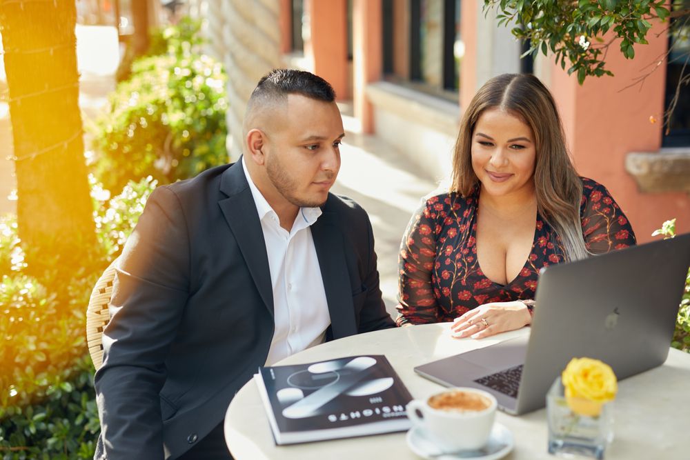 THE VERA GROUP RE/MAX SELECT GROUP Contact Agent 10175 W Sunrise