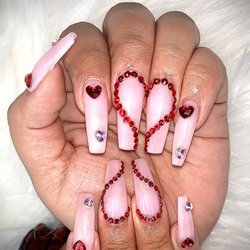 KW Nail Lounge - Gel X with rhinestones