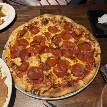 Yard House - Pepperoni Pizza - Bars Near Me - East Rutherford, New Jersey Yard House - Pepperoni Pizza - Bars Near Me - East Rutherford, New Jersey