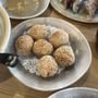 Dumpling House