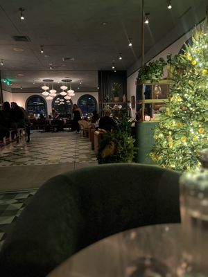 Bar Genevieve by null