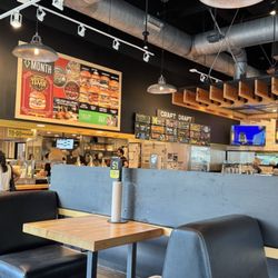 Hopdoddy Burger Bar