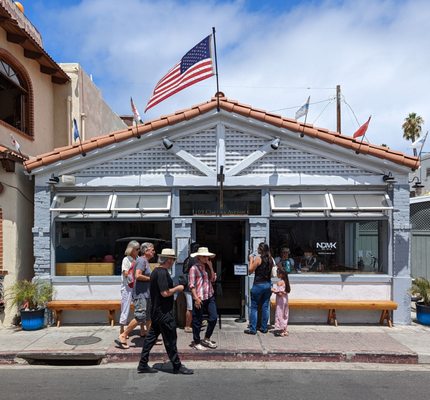 NDMK Fish House by null