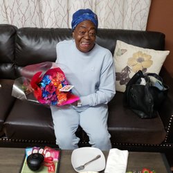 Oasis Day Spa - Celebrating her birthday