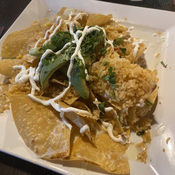 Senor Tequila Grill & Bar - Ordered the cheese nachos add rice, cilantro and avocado.  Chips were very dry, paid additional for more cheese.  5/10 - Mexican Near Me - Smyrna, Georgia