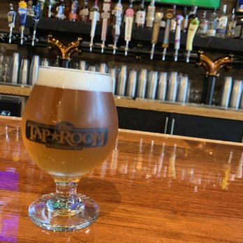 Tap Room - Beer and Taps. - Sports Bars Near Me - Bay Shore, New York