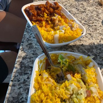 Lin's Kitchen - General Tso and Chicken Chow Mein - Chinese Near Me - Kernersville, North Carolina