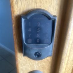 Metune Locksmith - Jason saved the day in no time!