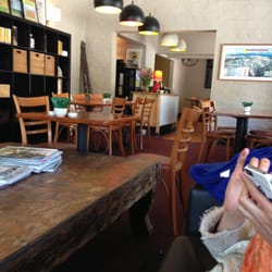 Blackbird Cafe & Food Store - Nice decor.