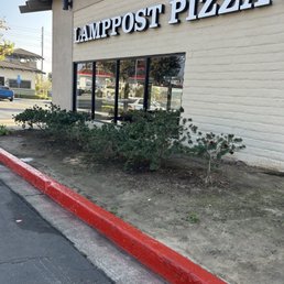 Exterior outside entrance of Lamppost Pizza & Brewery - Lake Forest, California Exterior outside entrance of Lamppost Pizza & Brewery - Lake Forest, California
