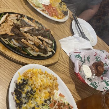 Buenos Tiempos - Combo dinner - burrito, enchilada, and tamale. Chick/steak fajitas that come with guac, pico,cheese, beans and rice. Stuffed tater tots - Mexican Near Me - Broomfield, Colorado Buenos Tiempos - Combo dinner - burrito, enchilada, and tamale. Chick/steak fajitas that come with guac, pico,cheese, beans and rice. Stuffed tater tots - Mexican Near Me - Broomfield, Colorado