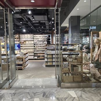 MUJI - Entry - Department Stores Near Me - New York, New York MUJI - Entry - Department Stores Near Me - New York, New York
