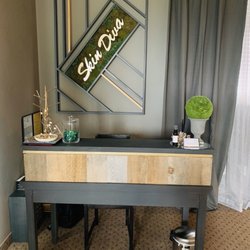 Skin Diva Day Spa - Make an appointment!