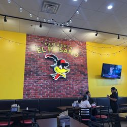 Taqueria El Paisano - Dining area