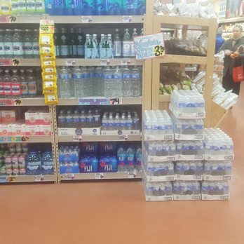 Trader Joe's - Grocery Near Me - Chicago, Illinois