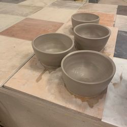 Lincoln Square Pottery Studio- Learning Center - Some bowls from a "challenge" week Meg had us do of 4 stackable bowls.