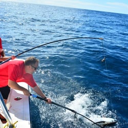 Shake N Bake Sportfishing - Jackpoling tuna.  It does not get any better than this.
