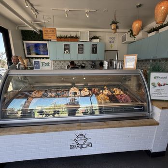 Gelato 101 - Solana Beach - Inside the shop - Gelato Near Me - Solana Beach, California Gelato 101 - Solana Beach - Inside the shop - Gelato Near Me - Solana Beach, California