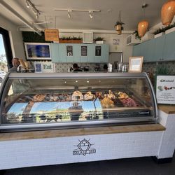 Gelato 101 - Solana Beach - Inside the shop