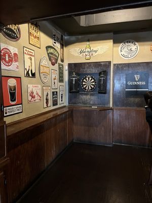 O'Sheas Irish Pub by null