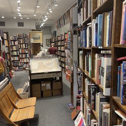 Crescent City Books - Interior