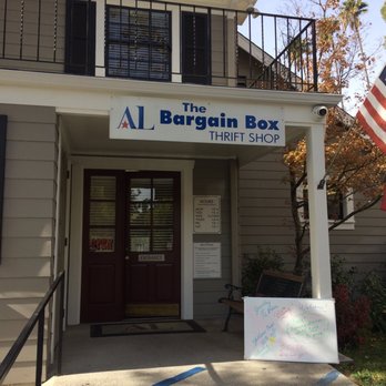 Bargain Box Thrift Shop - Entrance - Thrift Stores Near Me - La Cañada Flintridge, California Bargain Box Thrift Shop - Entrance - Thrift Stores Near Me - La Cañada Flintridge, California