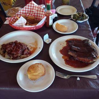 Tom's Place - Meal fit for a king - Barbeque Near Me