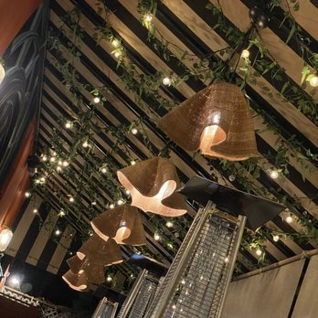 Osteria Tavi - Outdoor patio stayed warm with heat lamps and is just so cute. - Italian Near Me - Encinitas, California Osteria Tavi - Outdoor patio stayed warm with heat lamps and is just so cute. - Italian Near Me - Encinitas, California