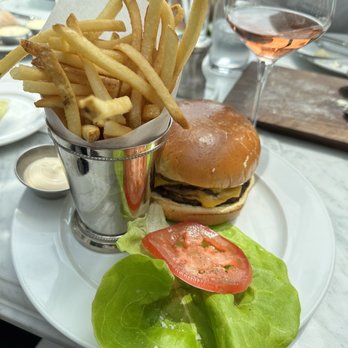 RH Rooftop Restaurant at RH Dallas - RH Burger and Fries - American Near Me - Dallas, Texas RH Rooftop Restaurant at RH Dallas - RH Burger and Fries - American Near Me - Dallas, Texas