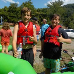 Watauga River Tubing - Family with kids tubing