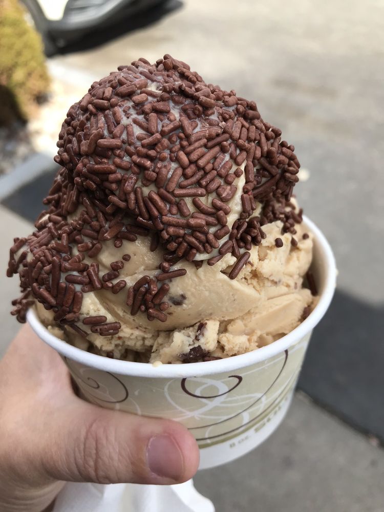 BREAKERS ICE CREAM Updated October 2024 30 Photos & 41 Reviews