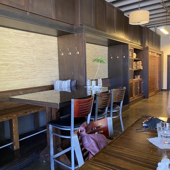Fruits & Roots Juice Bar + Vegan Cafe - Inside dining room - Vegan Near Me - Stuart, Florida Fruits & Roots Juice Bar + Vegan Cafe - Inside dining room - Vegan Near Me - Stuart, Florida