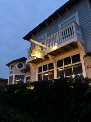 Sea Chest Oyster Bar by null