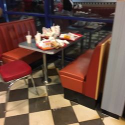 Burger King - Enjoy your messy meal