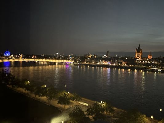 Hyatt Regency Cologne by null