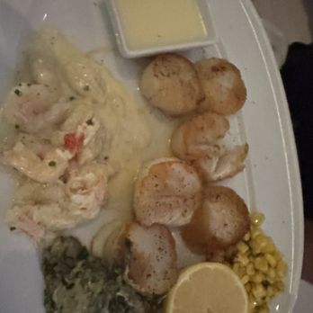 Ocean 48 - Scallop dinner with cream, spinach, corn, and seafood mac & cheese - Seafood Near Me - Newport Beach, California Ocean 48 - Scallop dinner with cream, spinach, corn, and seafood mac & cheese - Seafood Near Me - Newport Beach, California