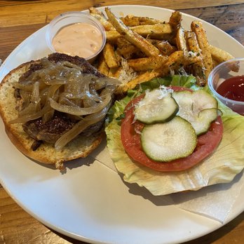 Off The Rails Brewing - Burger - Breweries Near Me - Sunnyvale, California Off The Rails Brewing - Burger - Breweries Near Me - Sunnyvale, California