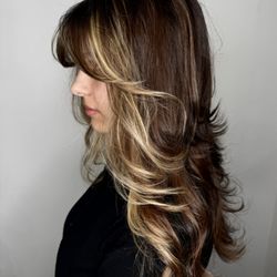 Delilah Salon