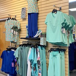 Landau Uniforms - Seasonal prints and solids