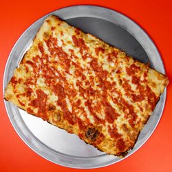 LVL Up Pizza Arcade