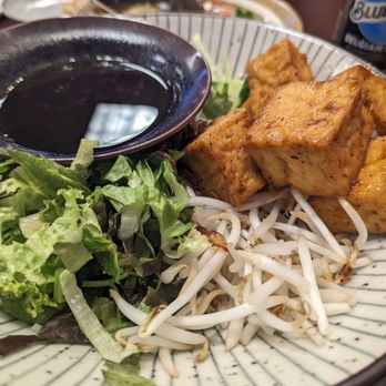 VinBun Vietnamese Bistro - Tofu vermicelli - Vietnamese Near Me - Middletown, Kentucky VinBun Vietnamese Bistro - Tofu vermicelli - Vietnamese Near Me - Middletown, Kentucky