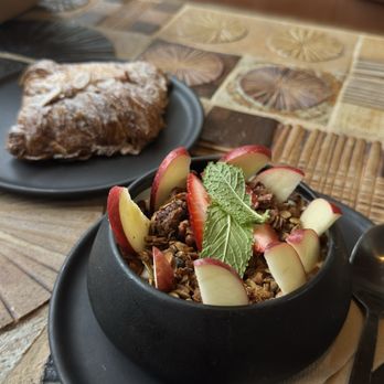 Boul'ange - Granola and yogurt + almond croissant - Pizza Near Me - Los Angeles, California Boul'ange - Granola and yogurt + almond croissant - Pizza Near Me - Los Angeles, California