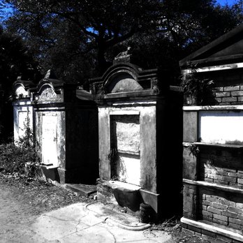 Lafayette Cemetery No.1 - Funeral Services & Cemeteries Near Me - New Orleans, Louisiana Lafayette Cemetery No.1 - Funeral Services & Cemeteries Near Me - New Orleans, Louisiana