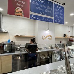Simone's Kitchen - Awesome staff! Kitchen/workspace is spotless.