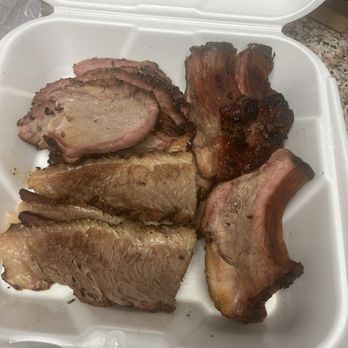 Pig N Pig - Three meat plate! Brisket,Pork Ribs,tri tip - Barbeque Near Me - Fullerton, California Pig N Pig - Three meat plate! Brisket,Pork Ribs,tri tip - Barbeque Near Me - Fullerton, California